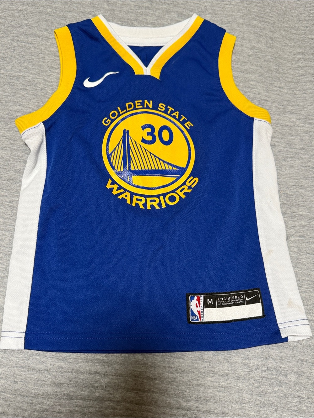 GOLDEN STATE WARRIORS JERSEY #30 size 5/6